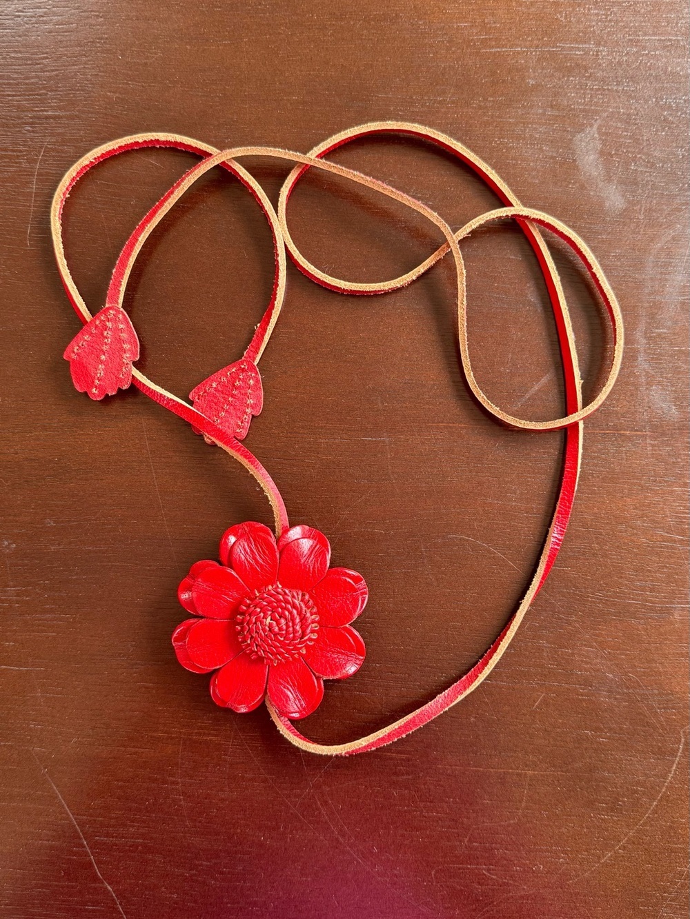 Red Flower Pendant Leather Belt